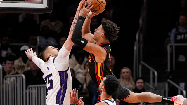 Jalen Johnson vs the Kings