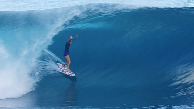 Moana Jones Wong At Pipeline