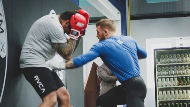 UFC megastar Conor McGregor spars with Hans Molenkamp.