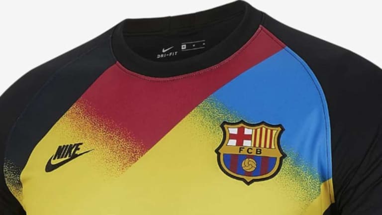 Barcelona Launch Super Vibrant Champions League Goalkeeper Kit ...