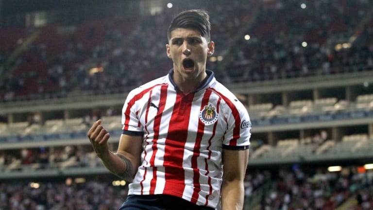 Alan Pulido habla sobre su continuidad en Chivas - Sports ...