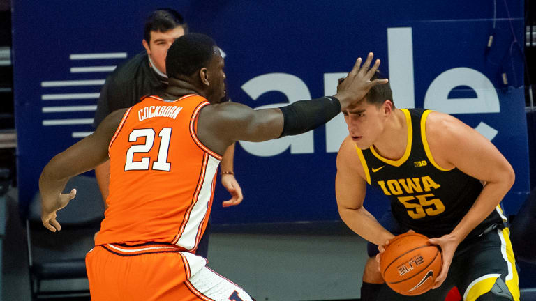 Illini Defense Halts High-Scoring Iowa in ‘Statement Win’ Over a Top 10 Program