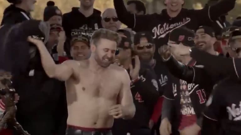 Brian Dozier dances shirtless at Nationals' victory parade