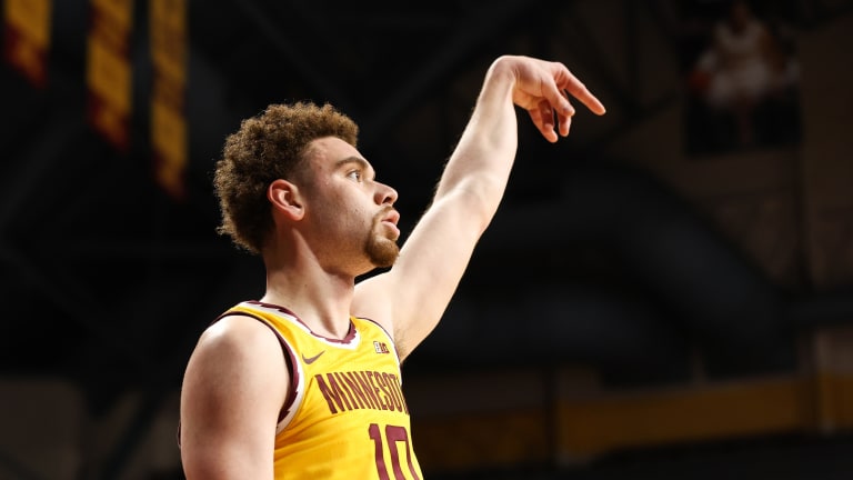 Watch: Gophers' Jamison Battle's incredibly lucky, unintentional shot