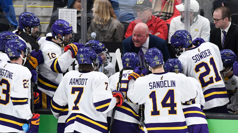 Strand to Coach in the Crazy Game of Hockey This Weekend - Minnesota State  University - Mankato Athletics