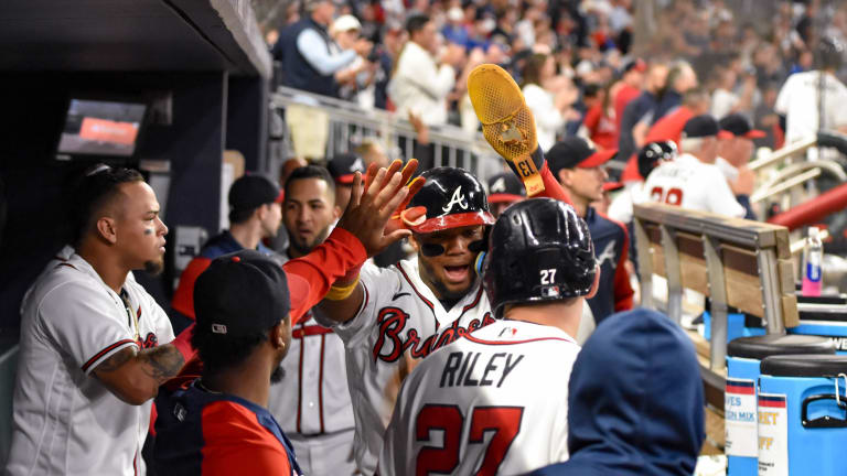 braves division title shirt