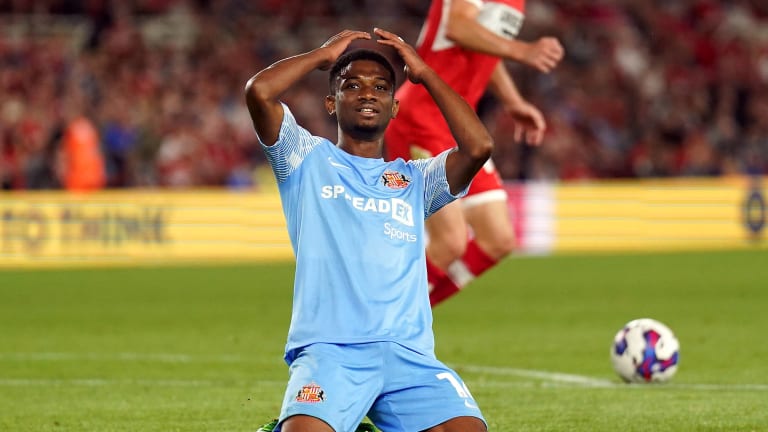 Sunderland boss urges on-loan Man Utd man to 'learn' quickly if he's to fulfil potential