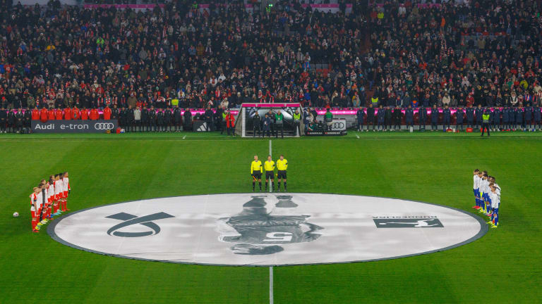 El Bayern se despide con una victoria abultada y un emotivo homenaje a Beckenbauer