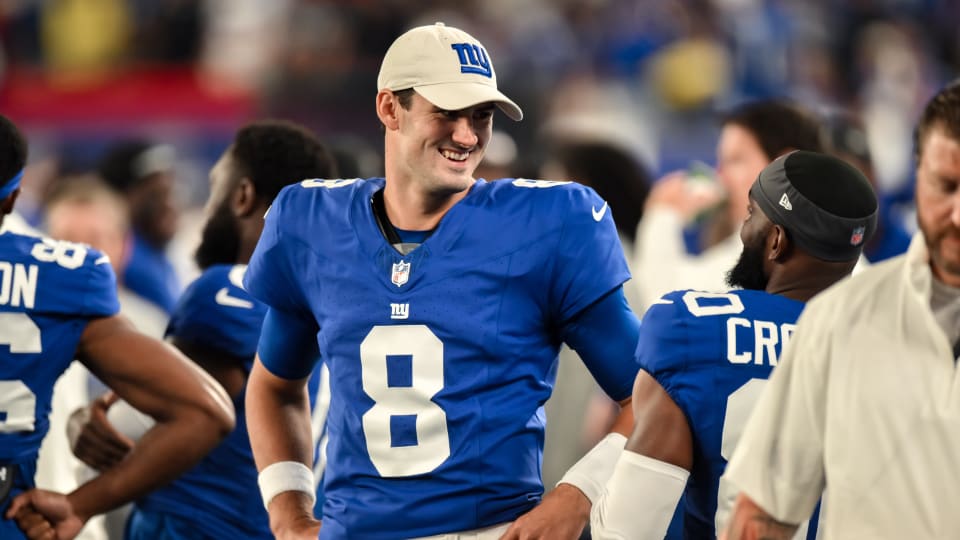 New York Giants Take a 24-3 Halftime Lead Over Colts - Sports Illustrated  New York Giants News, Analysis and More