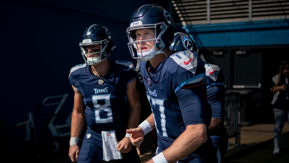 Tennessee Titans Rookie Ruins Things for Detroit Lions Coach - Sports  Illustrated Tennessee Titans News, Analysis and More