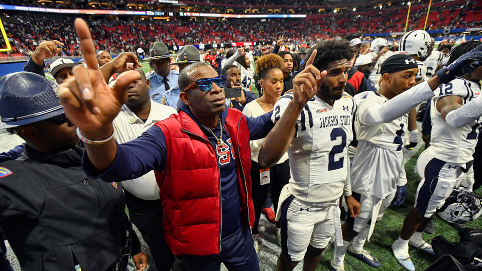 Bears Fan's Patrick Mahomes Jersey Was Perfect Symbol for Sunday's Nightmare