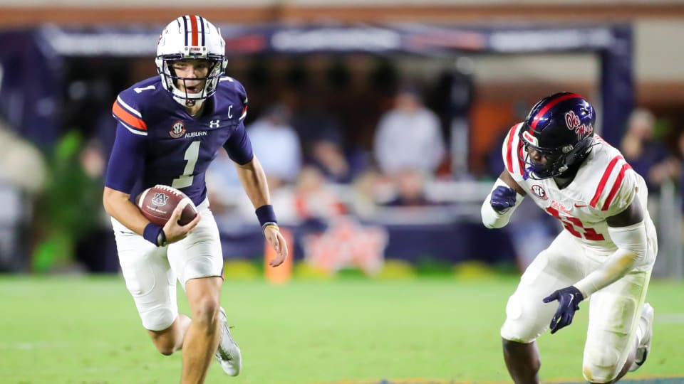 Auburn defeats Alabama, 13-8, in fall exhibition action - Sports  Illustrated Auburn Tigers News, Analysis and More