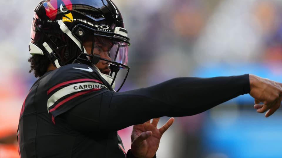 Cardinals Fan Favorite's Relationship With Free-Agent Ace Could Aid  Recruiting Efforts - Sports Illustrated Saint Louis Cardinals News,  Analysis and More