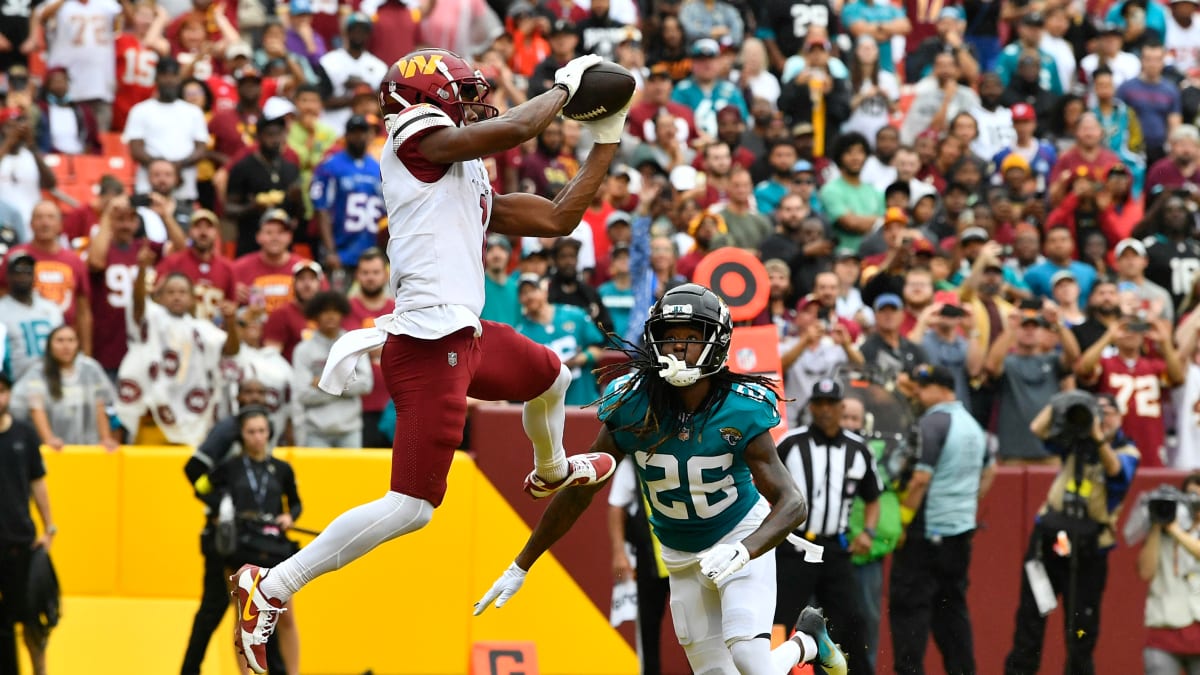 Jacksonville Jaguars wide receiver Zay Jones (7) runs during an NFL  football game against the Washington Commanders, Sunday, Sept. 11, 2022 in  Landover. (AP Photo/Daniel Kucin Jr Stock Photo - Alamy