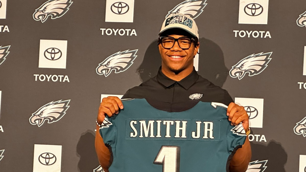 Philadelphia Eagles Rookie Nolan Smith Set for More Reps, Says Sean Desai -  Sports Illustrated Philadelphia Eagles News, Analysis and More