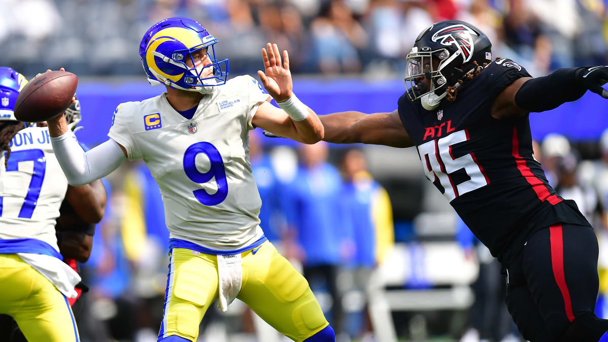 Coming Right Back to Him!' Los Angeles Rams' Matthew Stafford Trust in Van  Jefferson - Sports Illustrated LA Rams News, Analysis and More