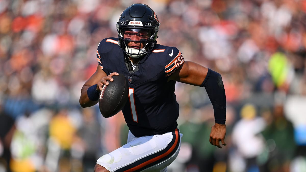 Week 9: Justin Fields makes history in Chicago Bears' loss