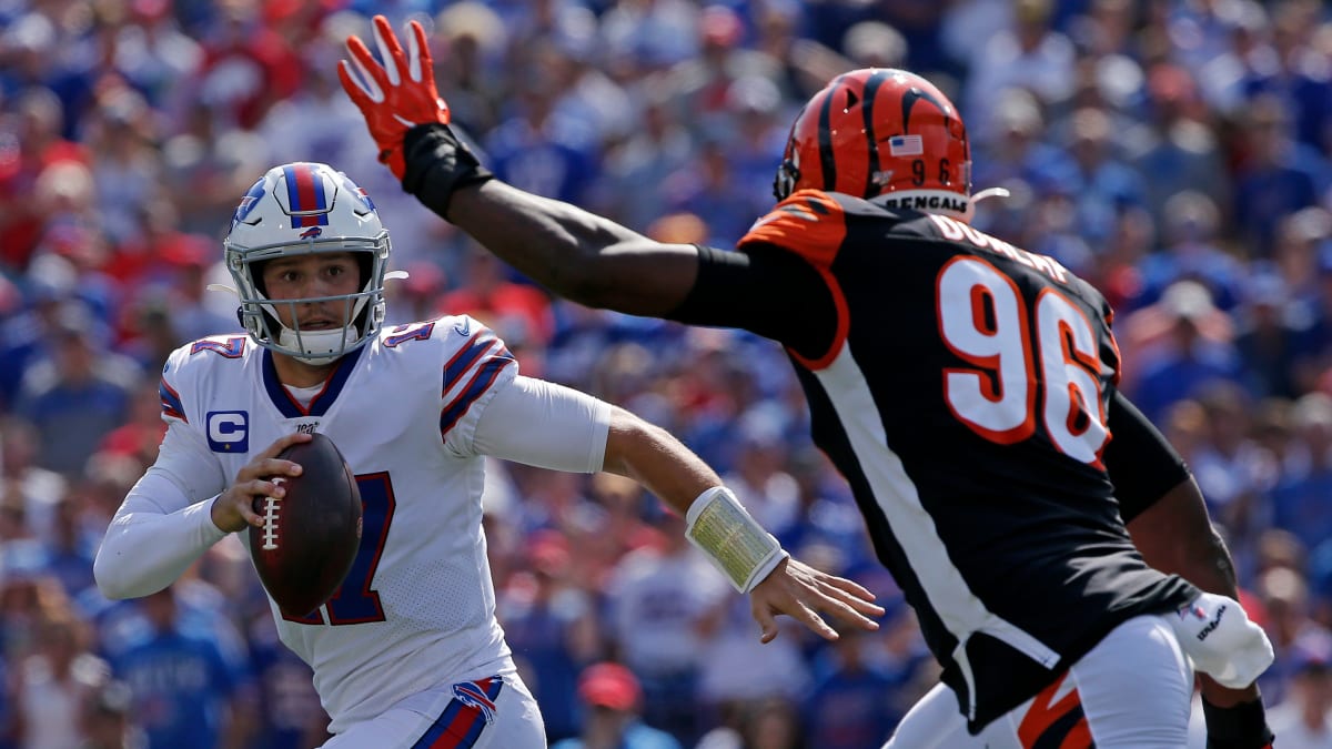 Buffalo Bills at Cincinnati Bengals: Monday Night Football Preview; Battle  for No. 1 Seed? - Sports Illustrated Buffalo Bills News, Analysis and More