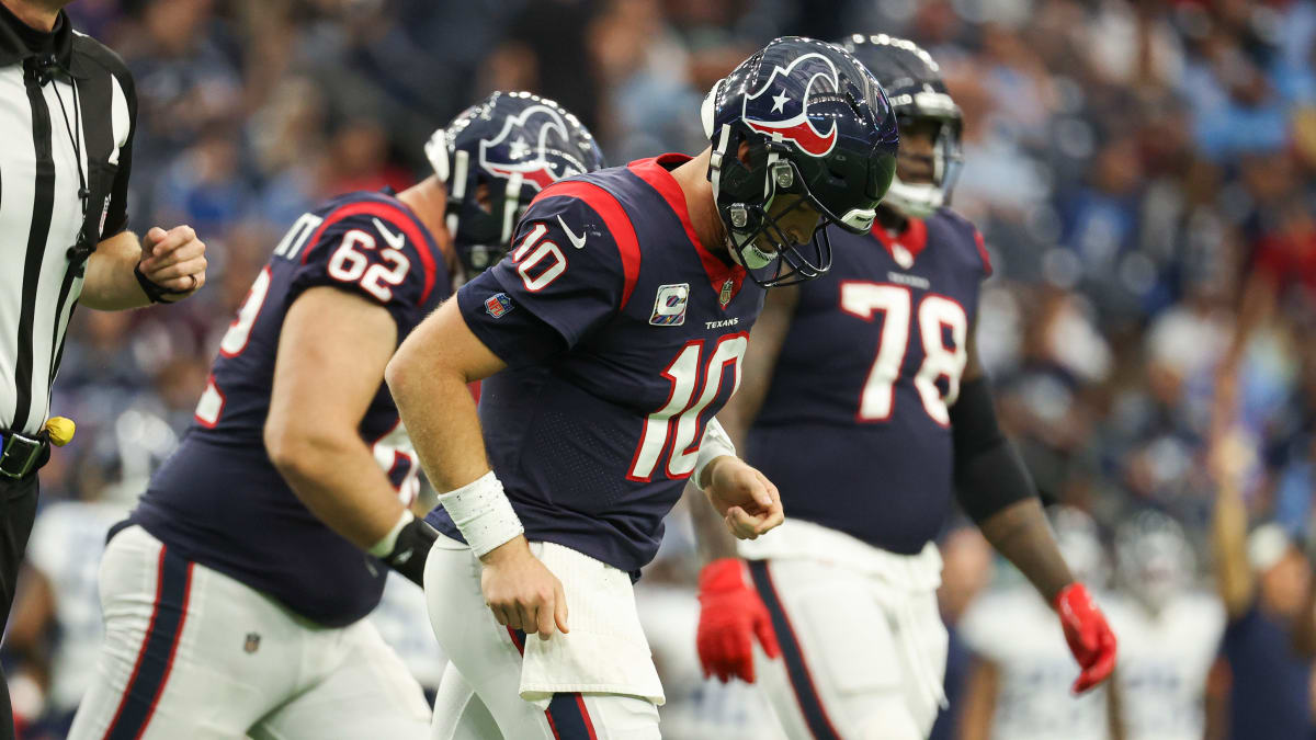 Davis Mills' Late Interception Seals Houston Texans Last-Second Loss vs.  Bears - Battle Red Blog