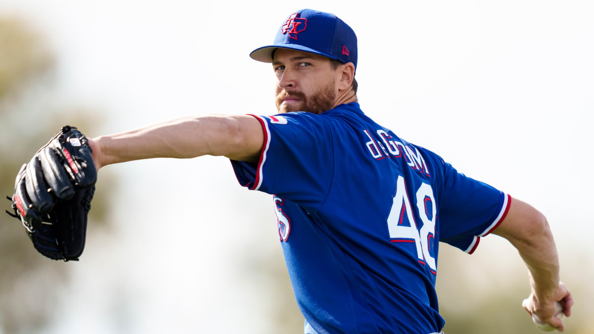 Jacob deGrom's lethal spring training debut with Rangers has fans buzzing