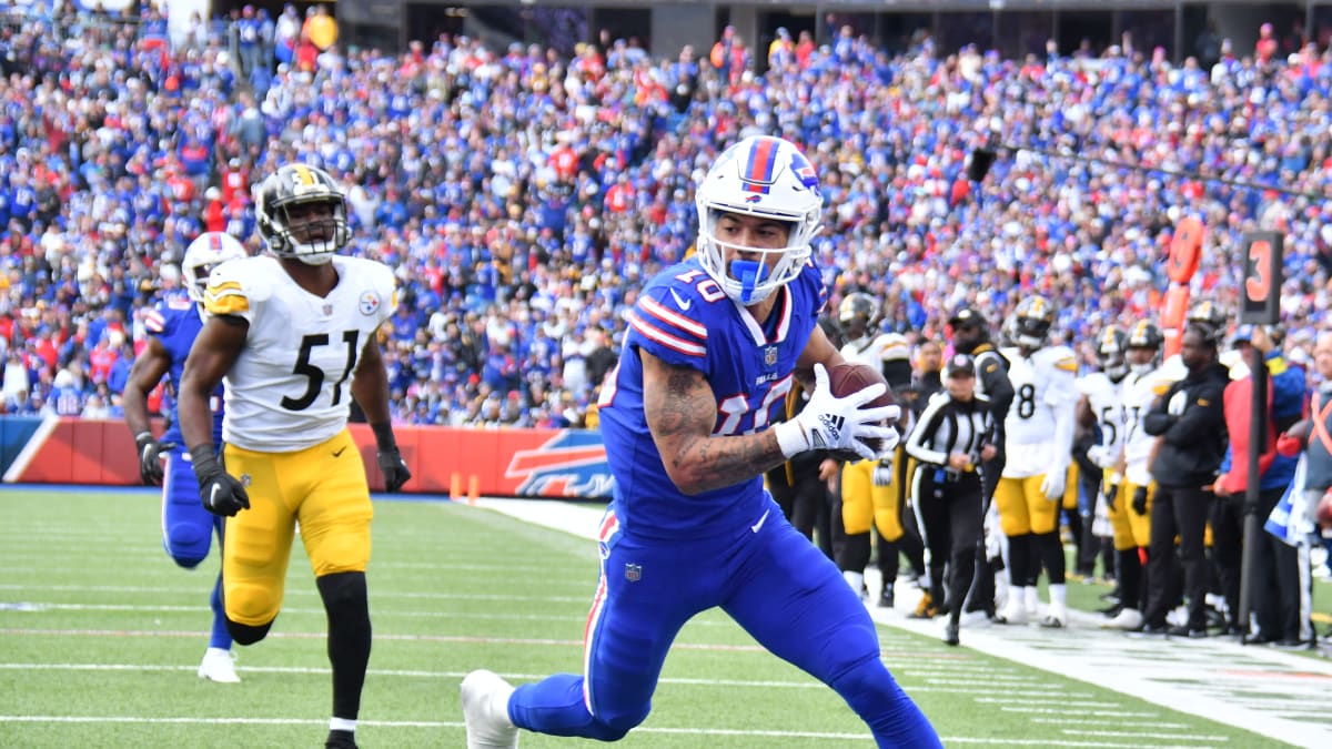 Buffalo Bills wide receiver Khalil Shakir (10) looks on during pre