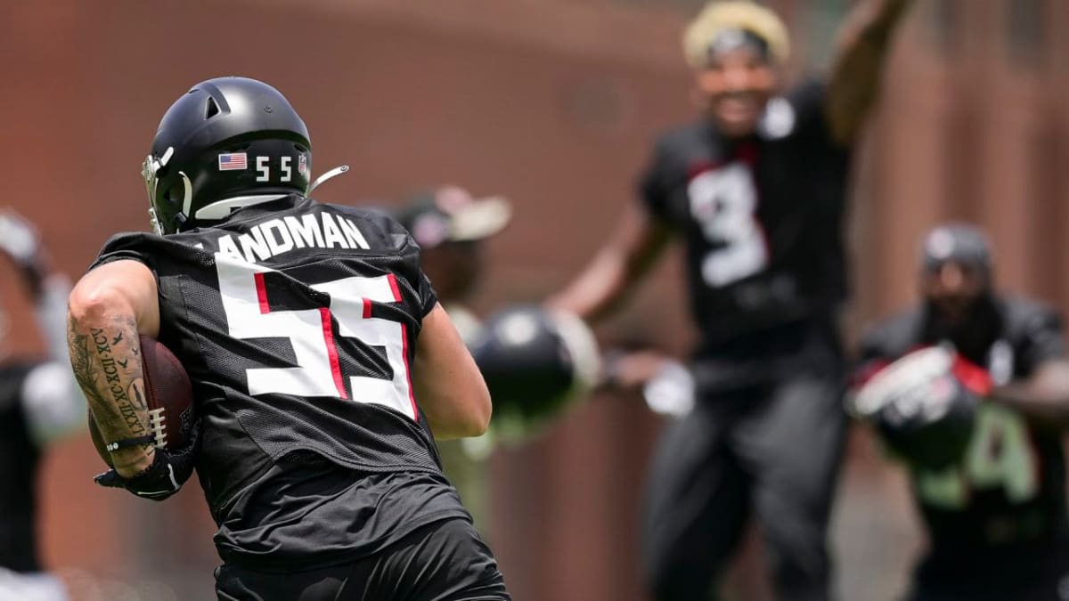 Atlanta Falcons linebacker Nathan Landman (55) lines up during the