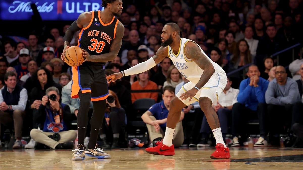 LeBron James Debuts Nike LeBron 20 'Liverpool .' in MSG - Sports  Illustrated FanNation Kicks News, Analysis and More