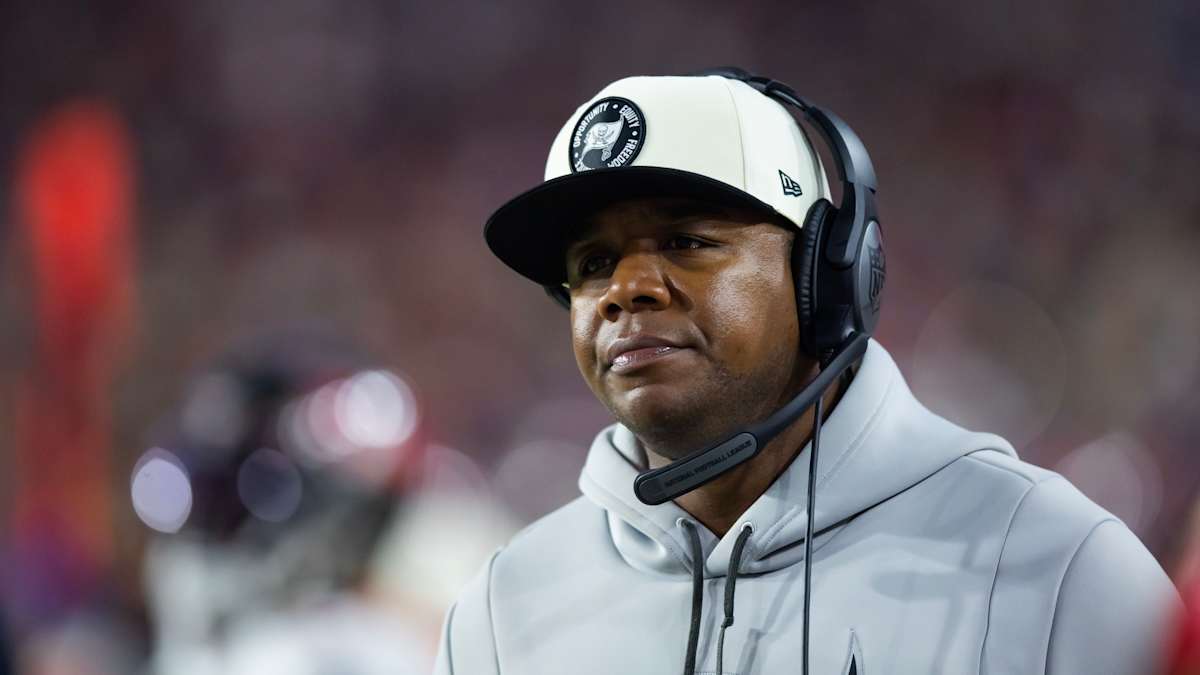 Buccaneers fire offensive coordinator Byron Leftwich - ESPN