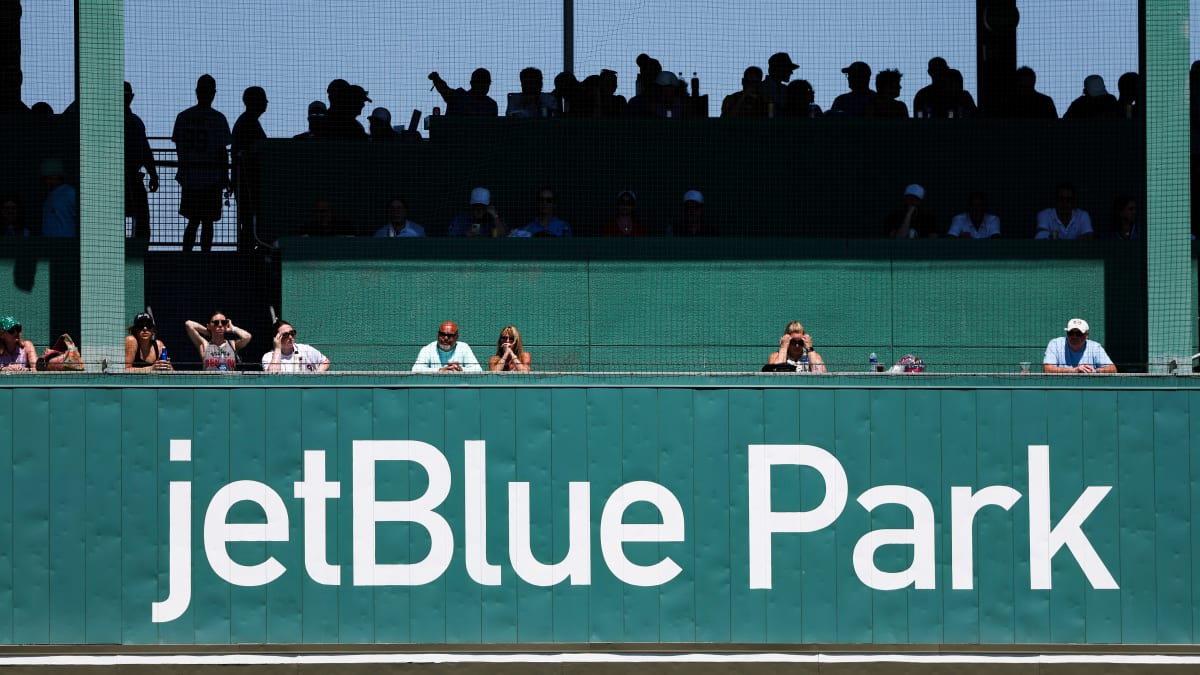 Red Sox exec makes bold promise about his last-place club 