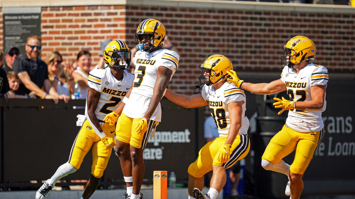 Notebook: Linebackers ready to move forward following Cross' firing, Mizzou Football