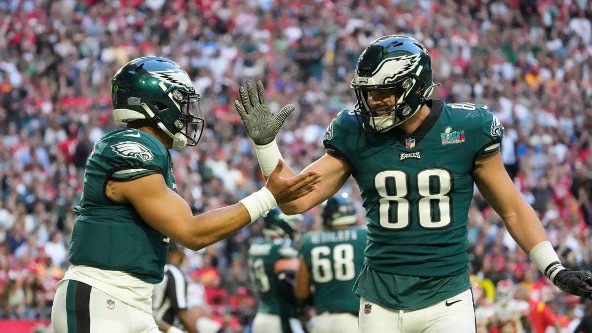 Eagles TE Dallas Goedert on Winning a Super Bowl & His Place Among NFL's  Elite TEs