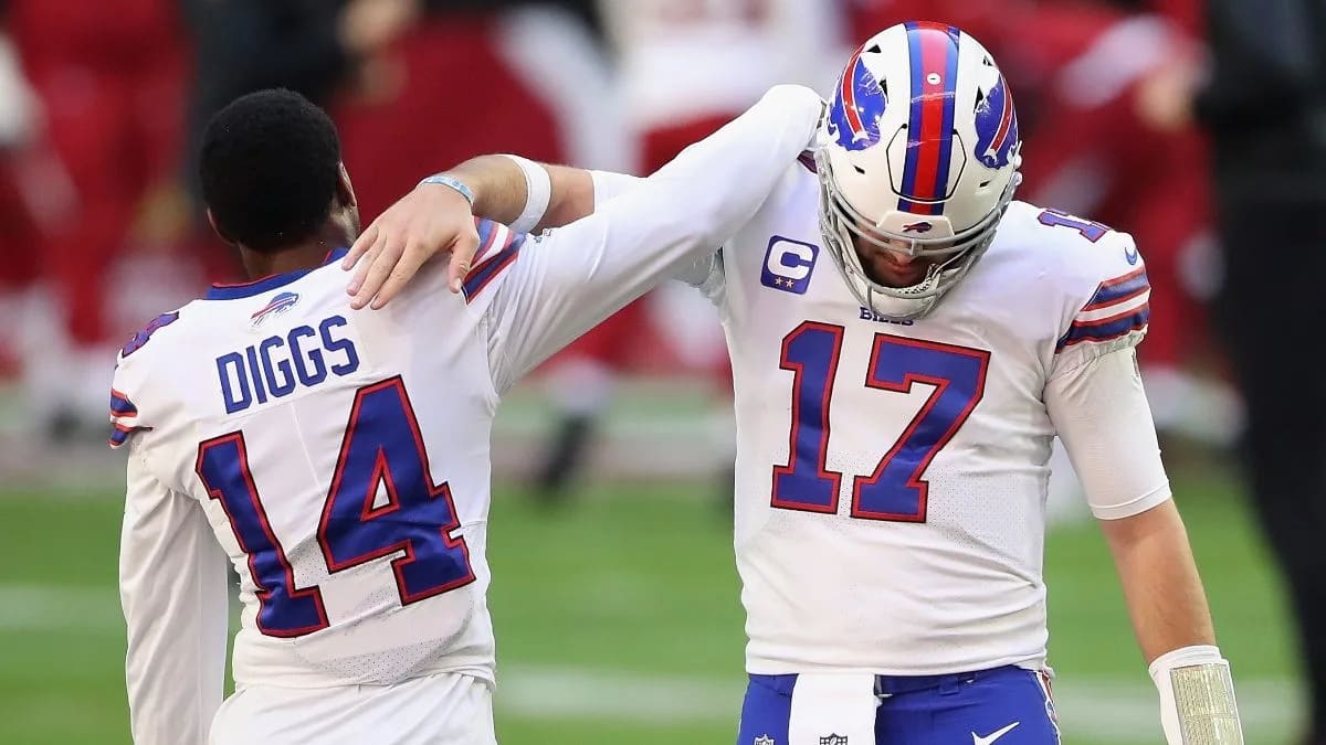 Josh Allen starts fight as tempers flare during first padded practice on  day 6 of training camp (Observations) 