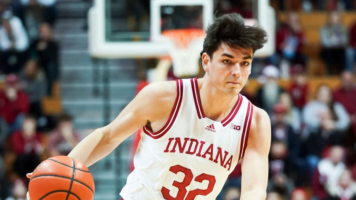 WATCH: Indiana Basketball's Trey Galloway Completes 3-Point Play - Sports  Illustrated Indiana Hoosiers News, Analysis and More