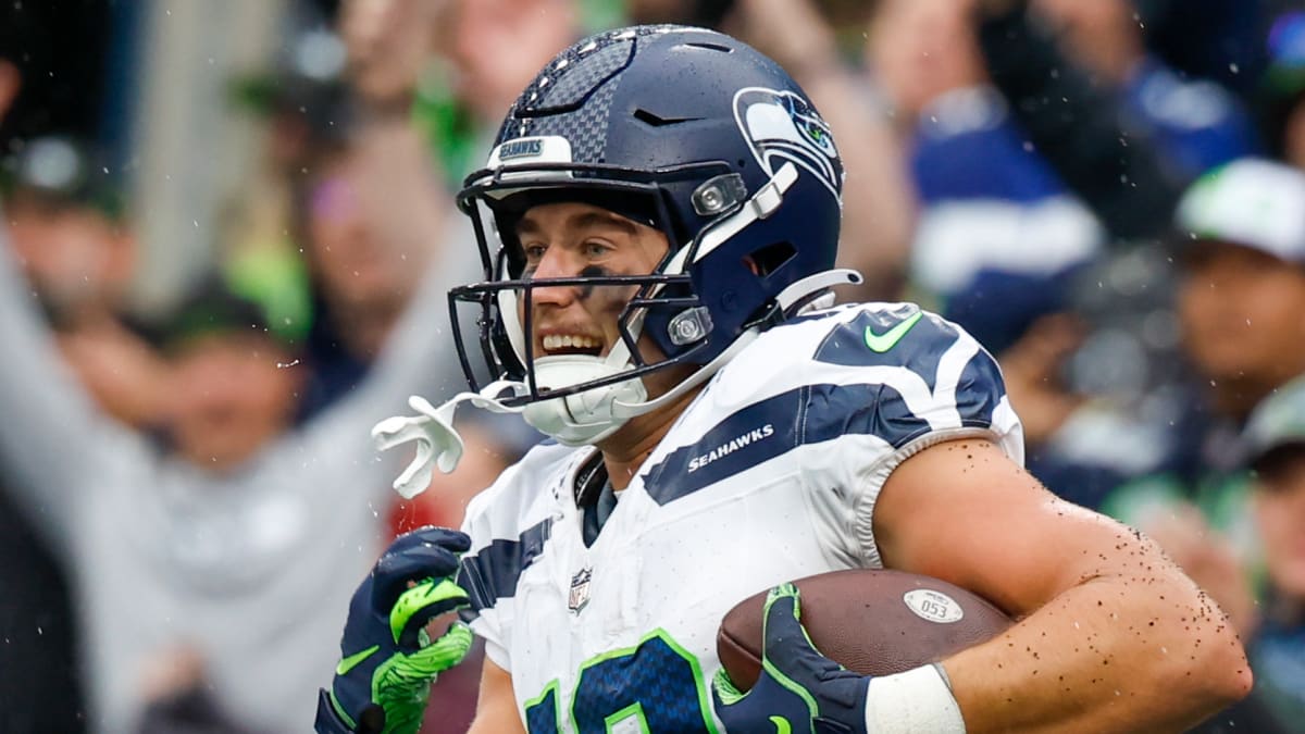 Seattle Seahawks WATCH: Jake Bobo Scores First NFL TD vs. Carolina