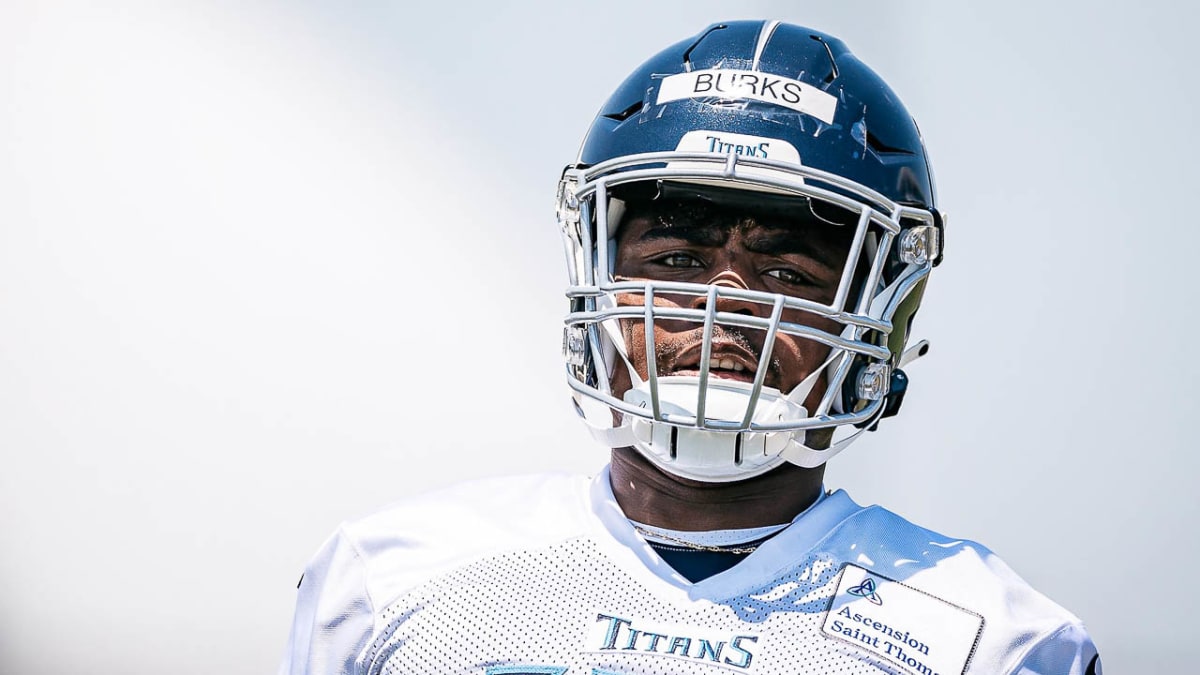 Photos from Titans' first padded practice of training…