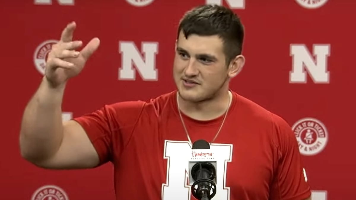 Nebraska Football's Ethan Piper on Watch List for Wuerffel Trophy - All  Huskers