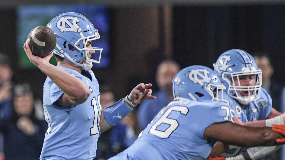 WATCH: Top UNC Football Commit Flaunts Ridiculous Hands - Sports  Illustrated North Carolina Tarheels News, Analysis and More