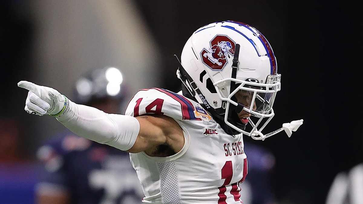 NFL Draft Profile: Decobie Durant, Cornerback, South Carolina State  Bulldogs - Visit NFL Draft on Sports Illustrated, the latest news coverage,  with rankings for NFL Draft prospects, College Football, Dynasty and Devy