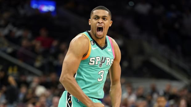 Keldon Johnson is 'Serious' About Being Leader for San Antonio Spurs -  Sports Illustrated Inside The Spurs, Analysis and More