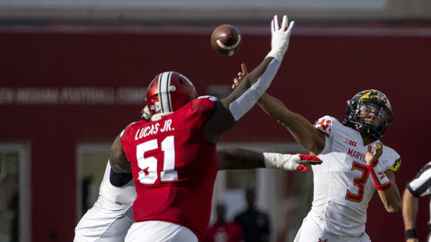 Indiana Defensive Linemen Patrick Lucas Jr., LeDarrius Cox Enter ...