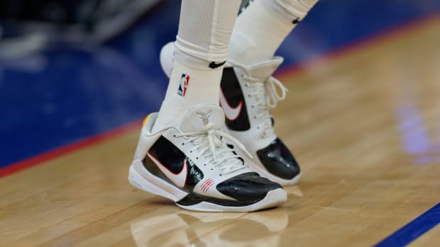 Ten Best Sneakers Worn by San Antonio Spurs in 2021-22 Season