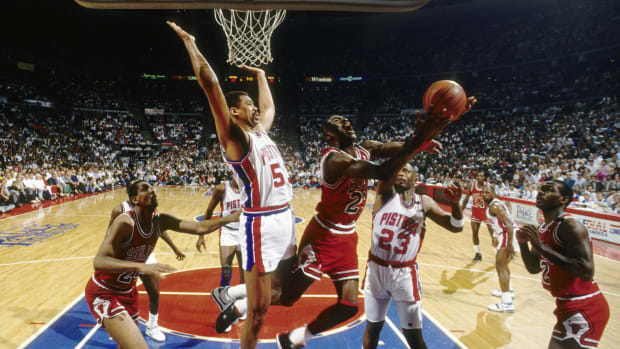 Michael Jordan's time as a point guard during the 1988-89 NBA season -  Sports Illustrated Chicago Bulls News, Analysis and More