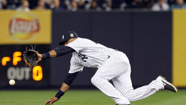 New York Yankees Lose All-Star to IL Again - Sports Illustrated NY Yankees  News, Analysis and More