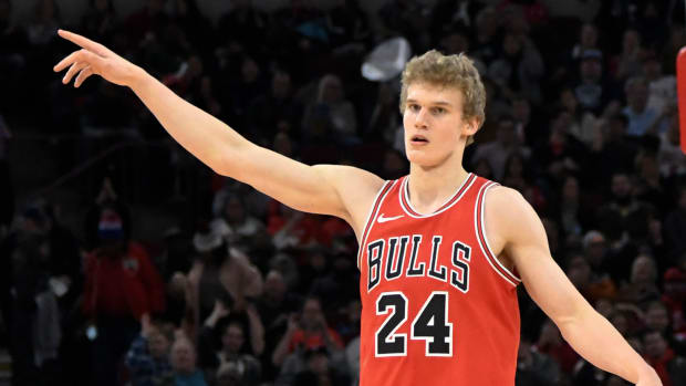 Dec 29, 2017; Chicago, IL, USA; former Chicago Bulls forward Lauri Markkanen