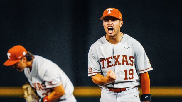 Texas Baseball on Twitter: A 6-pitch top of the 9th for