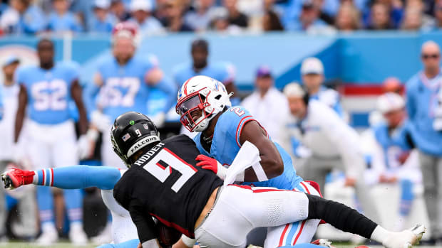 Desmond Ridder was on the sidelines as the Atlanta Falcons attempted to come back in the second half against the Tennessee Titans.