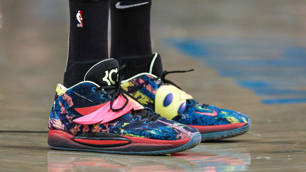 Kevin Durant (KD) Shoes.
