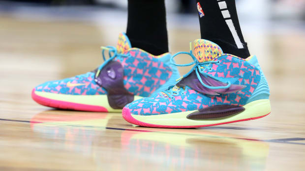 Kevin Durant's Ten Best Sneakers of 2021-22 NBA Season - Sports Illustrated  FanNation Kicks News, Analysis and More