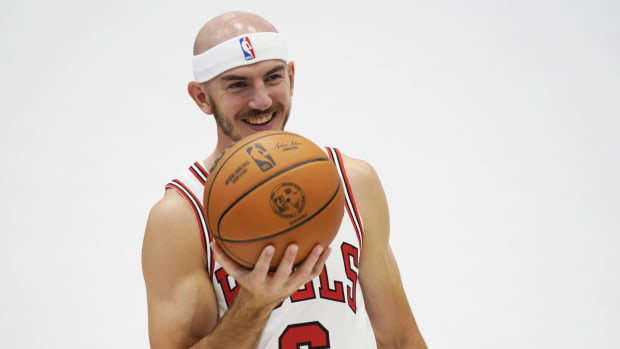 Bulls Urged to Take Surprising Action with Alex Caruso : r/chicagobulls