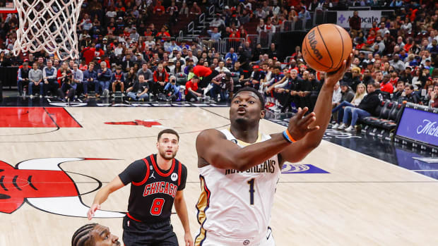 Nov 9, 2022; Chicago, Illinois, USA; New Orleans Pelicans forward Zion Williamson goes to the basket against the Chicago Bulls